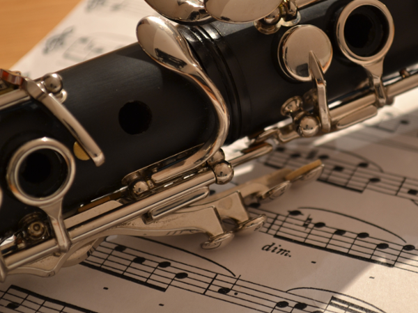 clarinet next to sheet music