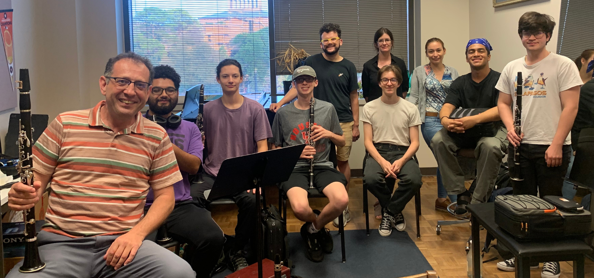 Image of University of Houston clarinet students with faculty, Sasha Potiomkin