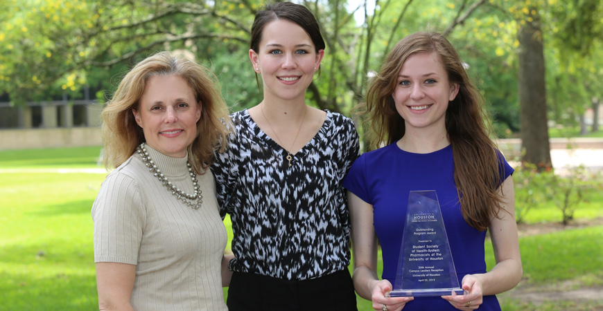 photo of SSHP students and co-advisor